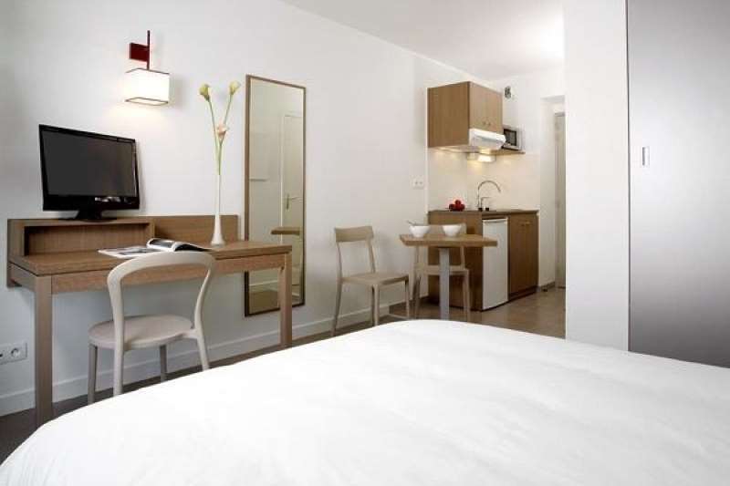 Terres De France - Appart'Hotel Quimper Bretagne Room photo